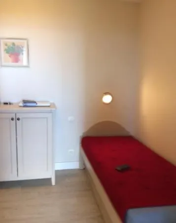 Joli 2 Pieces Vue , Piscine Proche Ste Maxime Bellevue Apartment *